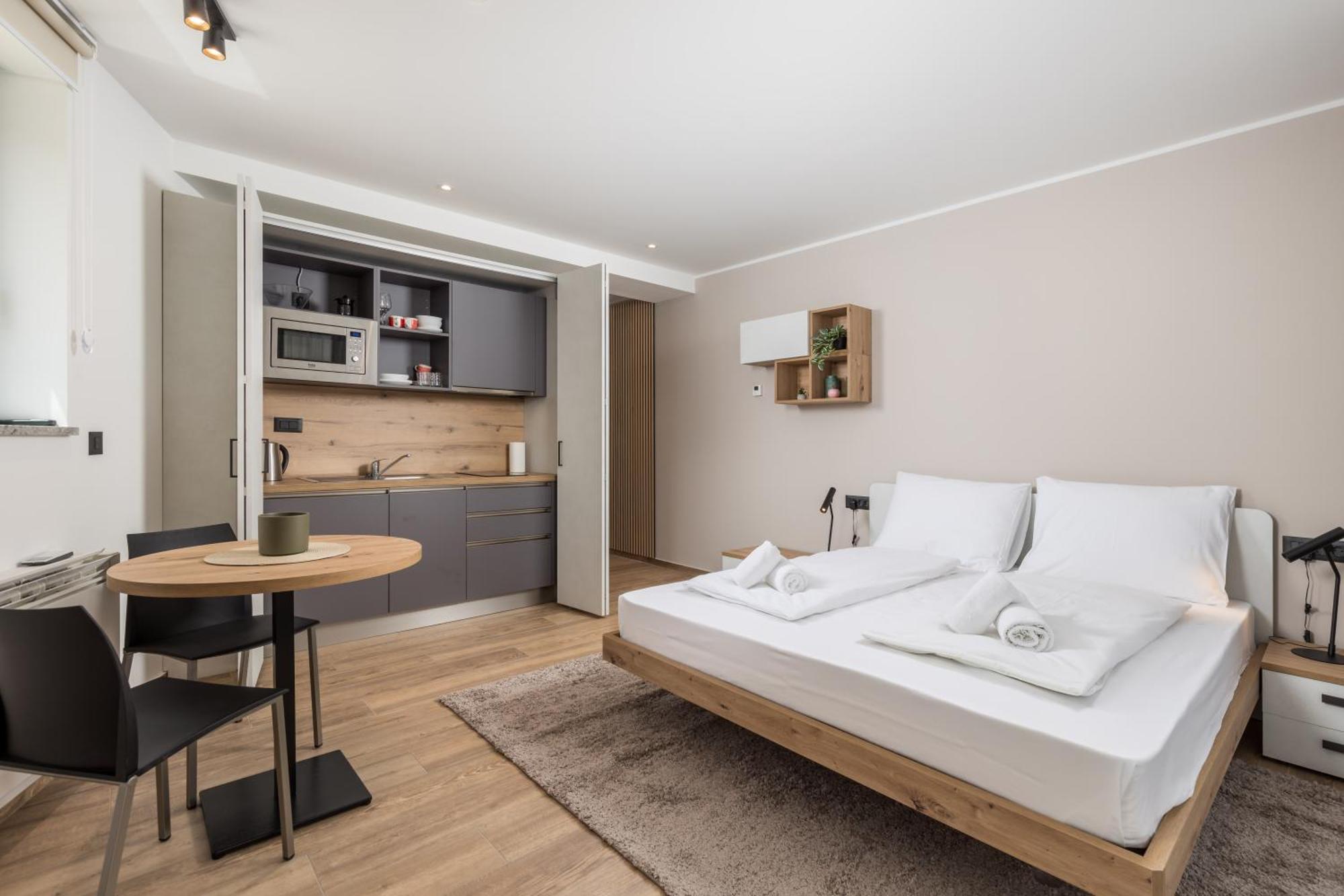 Belinda Apartments With Balcony Опатия Экстерьер фото